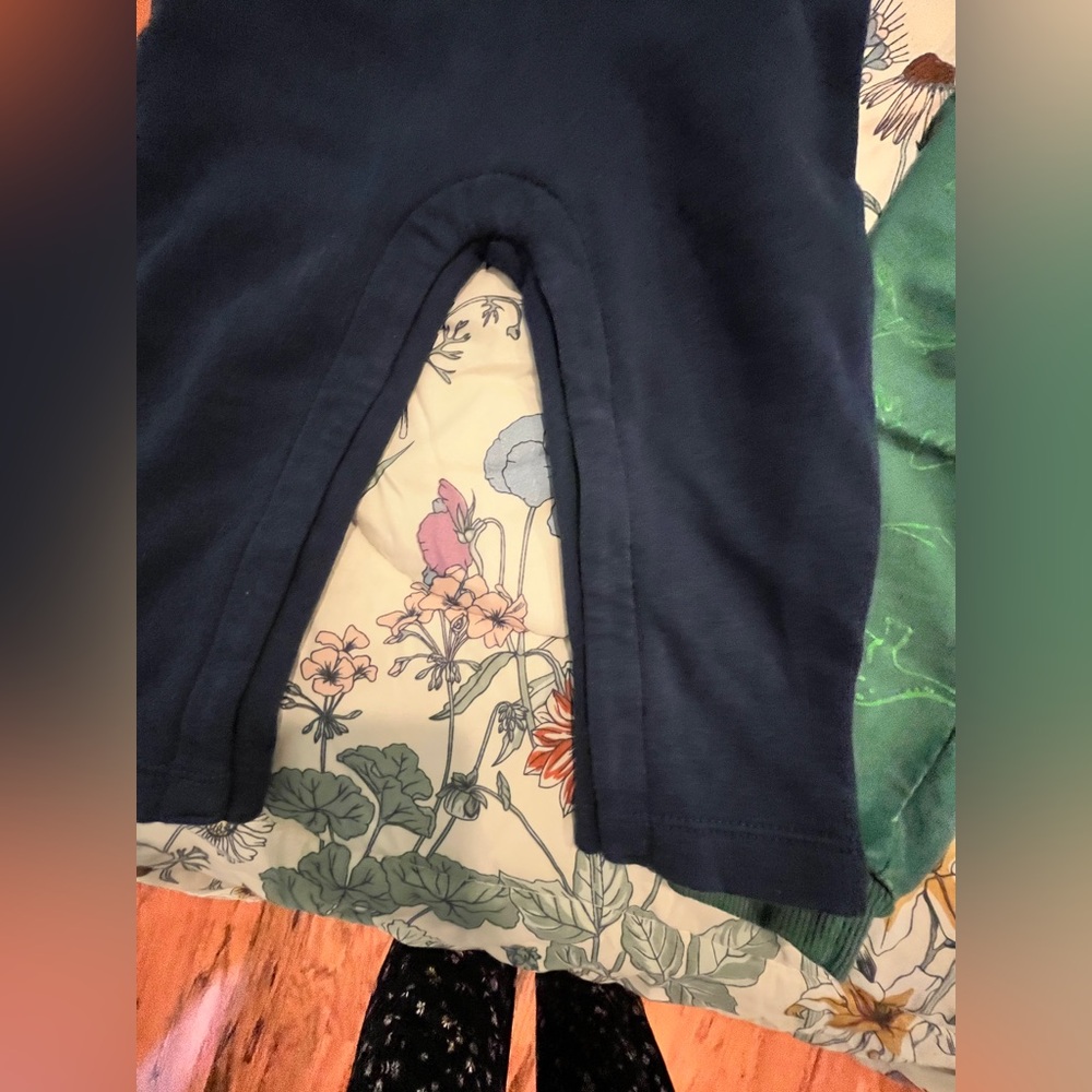 4 boy items bundle - Picture 4 of 8
